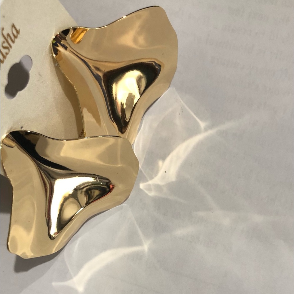 Natasha couture oversized flower petal gold plated geometric earrings new